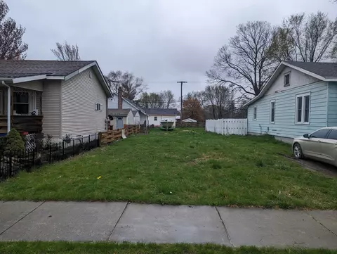 501 W 5 W Beardsley Ave, Champaign, IL 61820