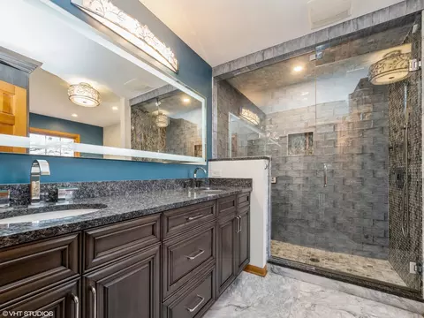 802 Pleasant St, Fox River Grove, IL 60021 photo 5