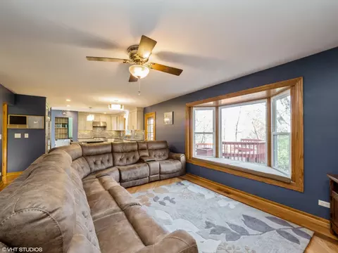 802 Pleasant St, Fox River Grove, IL 60021 photo 19