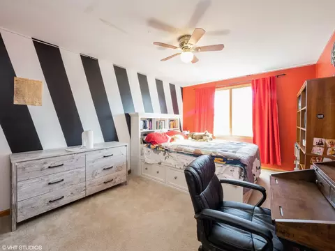 802 Pleasant St, Fox River Grove, IL 60021 photo 11