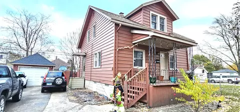 1022 Vine St, Joliet, IL 60435