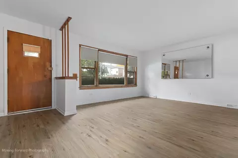 2450 E 91st St, Chicago, IL 60617 photo 3
