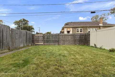 2450 E 91st St, Chicago, IL 60617 photo 26