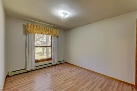 28016 S Yates Ave, Beecher, IL 60401 photo 7