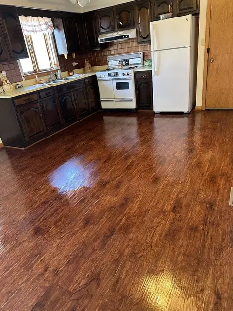 28016 S Yates Ave, Beecher, IL 60401 photo 4