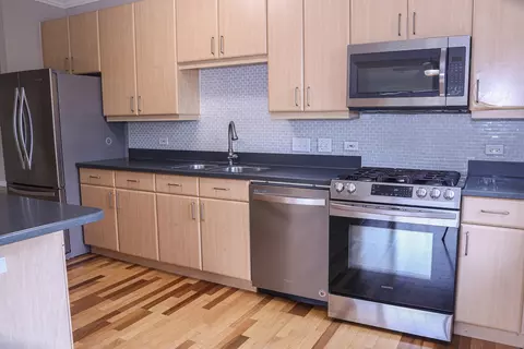 660 Mchenry Rd #204, Wheeling, IL 60090 photo 13