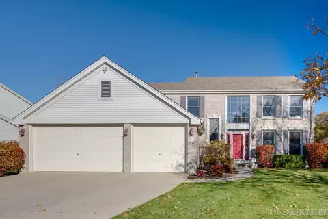 920 Wellington Cir, Aurora, IL 60506