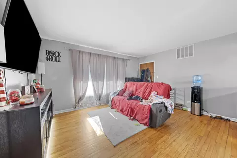 7900 S Normandy Ave, Burbank, IL 60459 photo 10