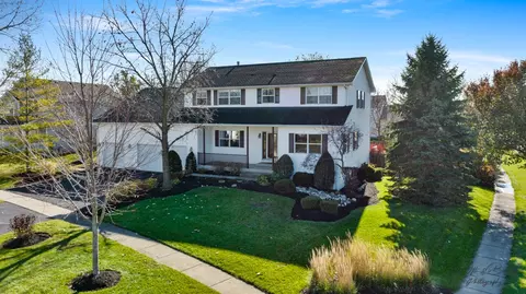 1306 Primrose Ln, Harvard, IL 60033