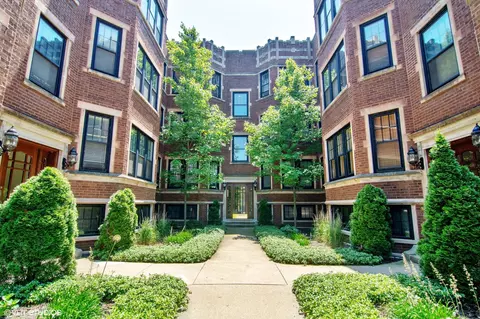 634 Sheridan Sq #2, Evanston, IL 60202