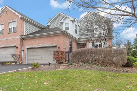 151 Orchards Pass, Bartlett, IL 60103