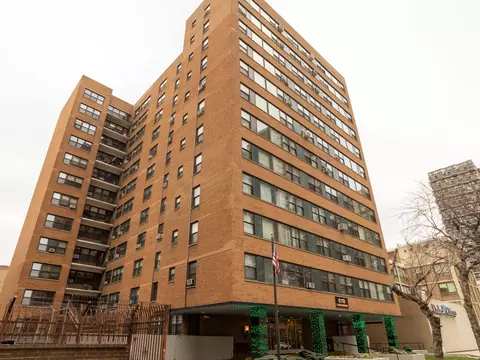 6118 N Sheridan Rd #906, Chicago, IL 60660