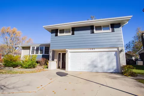 1503 Executive Ln, Glenview, IL 60025