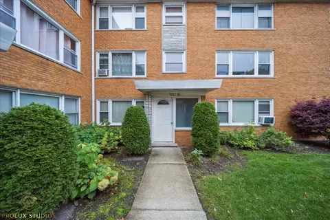 6935 W 64th Pl #2A, Chicago, IL 60638