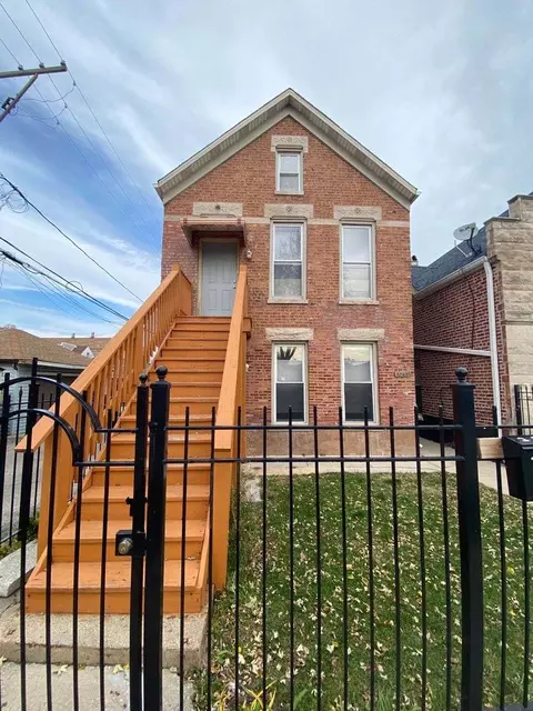 3242 W 38th Pl, Chicago, IL 60632
