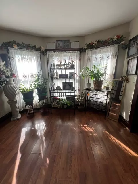 1032 Grove St, Aurora, IL 60505 photo 10