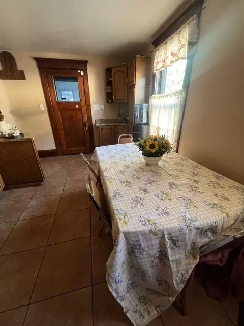 1032 Grove St, Aurora, IL 60505 photo 9