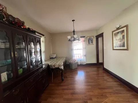 1032 Grove St, Aurora, IL 60505 photo 4