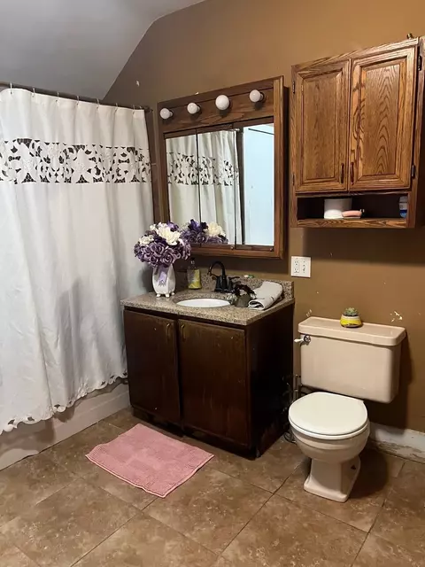 1032 Grove St, Aurora, IL 60505 photo 11