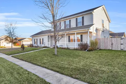 1330 W Ridge Ln, Champaign, IL 61822