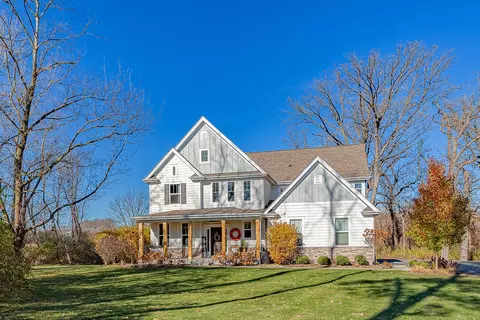 1000 Percy Shelley Ct, Elgin, IL 60124