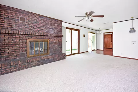 417 Price Ave, Mattoon, IL 61938 photo 9