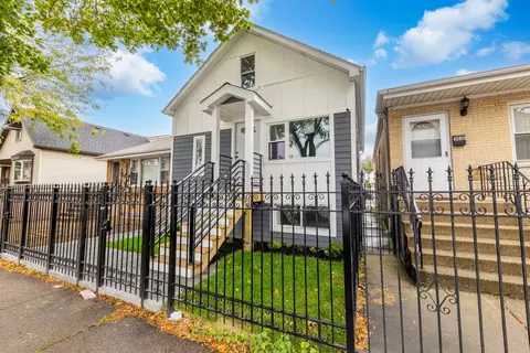 3034 W Pershing Rd, Chicago, IL 60632