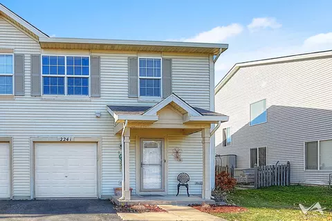 2241 Margaret Dr, Montgomery, IL 60538
