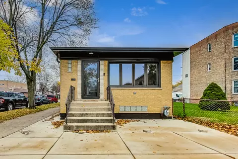 3801 S Lowe Ave, Chicago, IL 60609