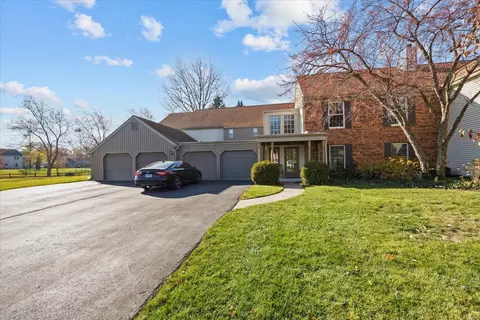 316 Dunham Place Cmns #316, Saint Charles, IL 60174
