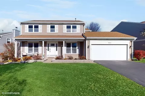 962 Mcphee Dr, Lake In The Hills, IL 60156