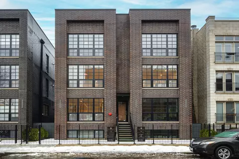 1934 W Belmont Ave #3E, Chicago, IL 60657