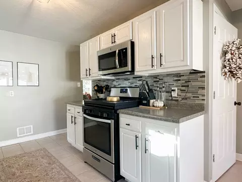 534 S Alma Ave, Kankakee, IL 60901 photo 10