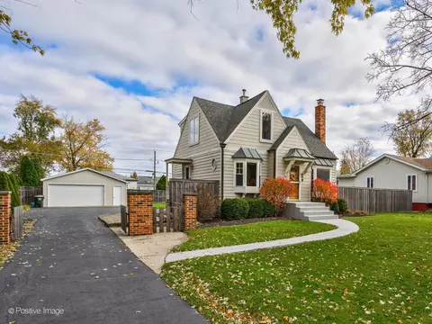 5405 8th Ave, Countryside, IL 60525