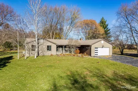 45 W578 John St, Big Rock, IL 60511