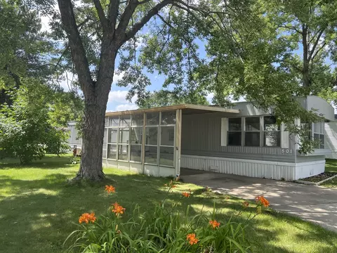 501 Greenview Rd, Belvidere, IL 61008