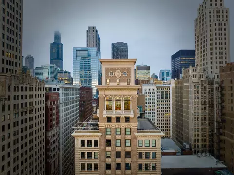 6 N Michigan Ave #1901, Chicago, IL 60602