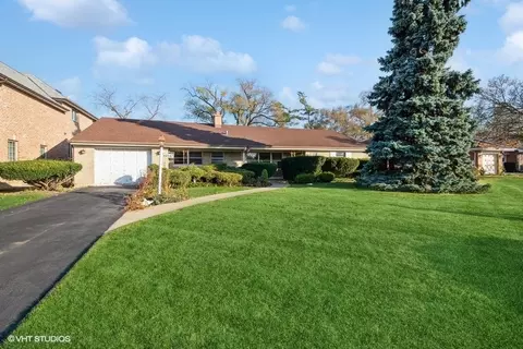 6847 Keating Ave, Lincolnwood, IL 60712