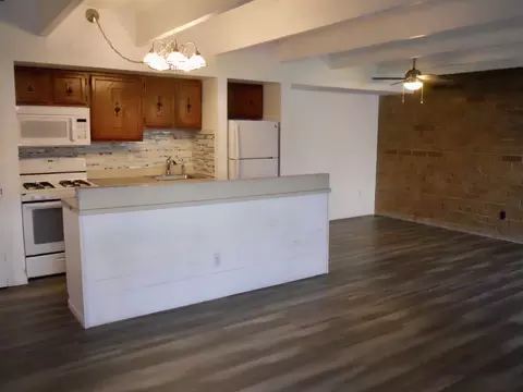 508 Kenneth Cir, Elgin, IL 60120 photo 5
