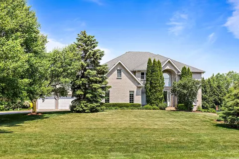 40411 N Goldenrod Ln, Wadsworth, IL 60083