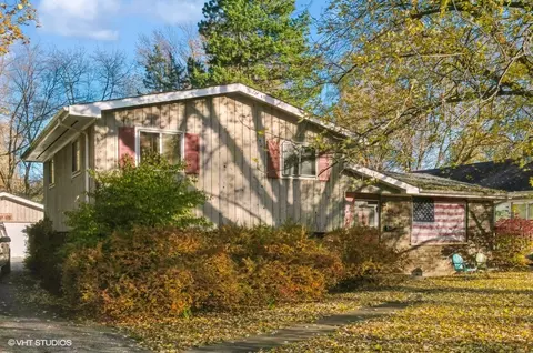 244 N Butterfield Rd, Libertyville, IL 60048