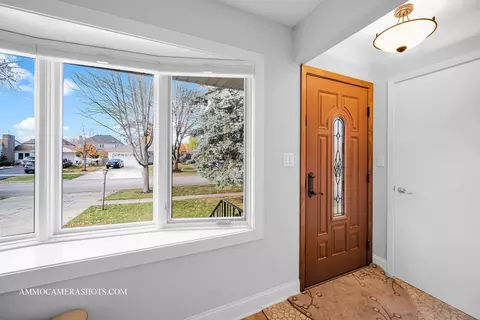 415 Sunnyside Ave, Itasca, IL 60143 photo 3
