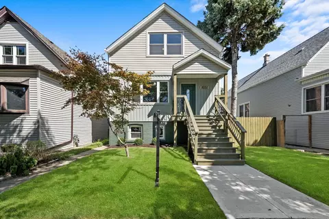 5020 W Waveland Ave, Chicago, IL 60641