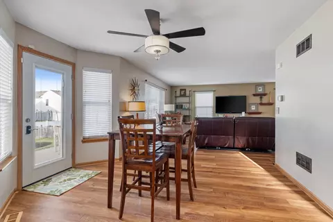 1811 Silver Ridge Dr, Plainfield, IL 60586 photo 7