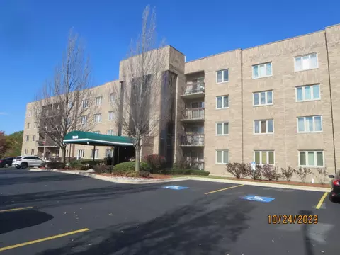 18600 Village West Dr #106, Hazel Crest, IL 60429