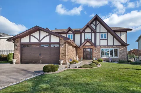1355 N Rosebud Ln, Addison, IL 60101
