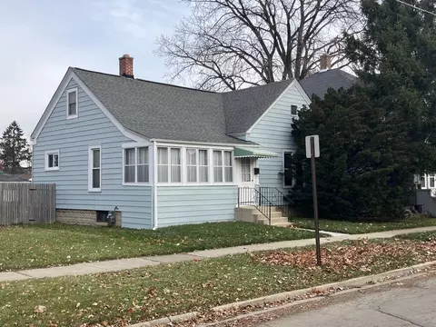 Undisclosed, Waukegan, IL 60085