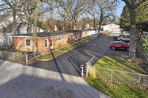 29 S Pistakee Lake Rd, Fox Lake, IL 60020