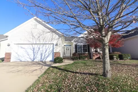2915 Benson Ln, Normal, IL 61761