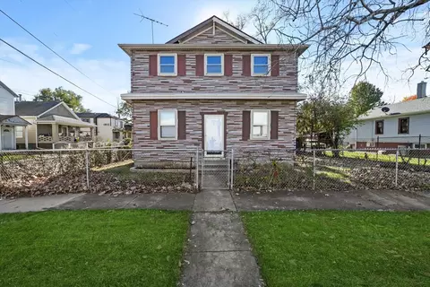 126 E Benton St, Joliet, IL 60432